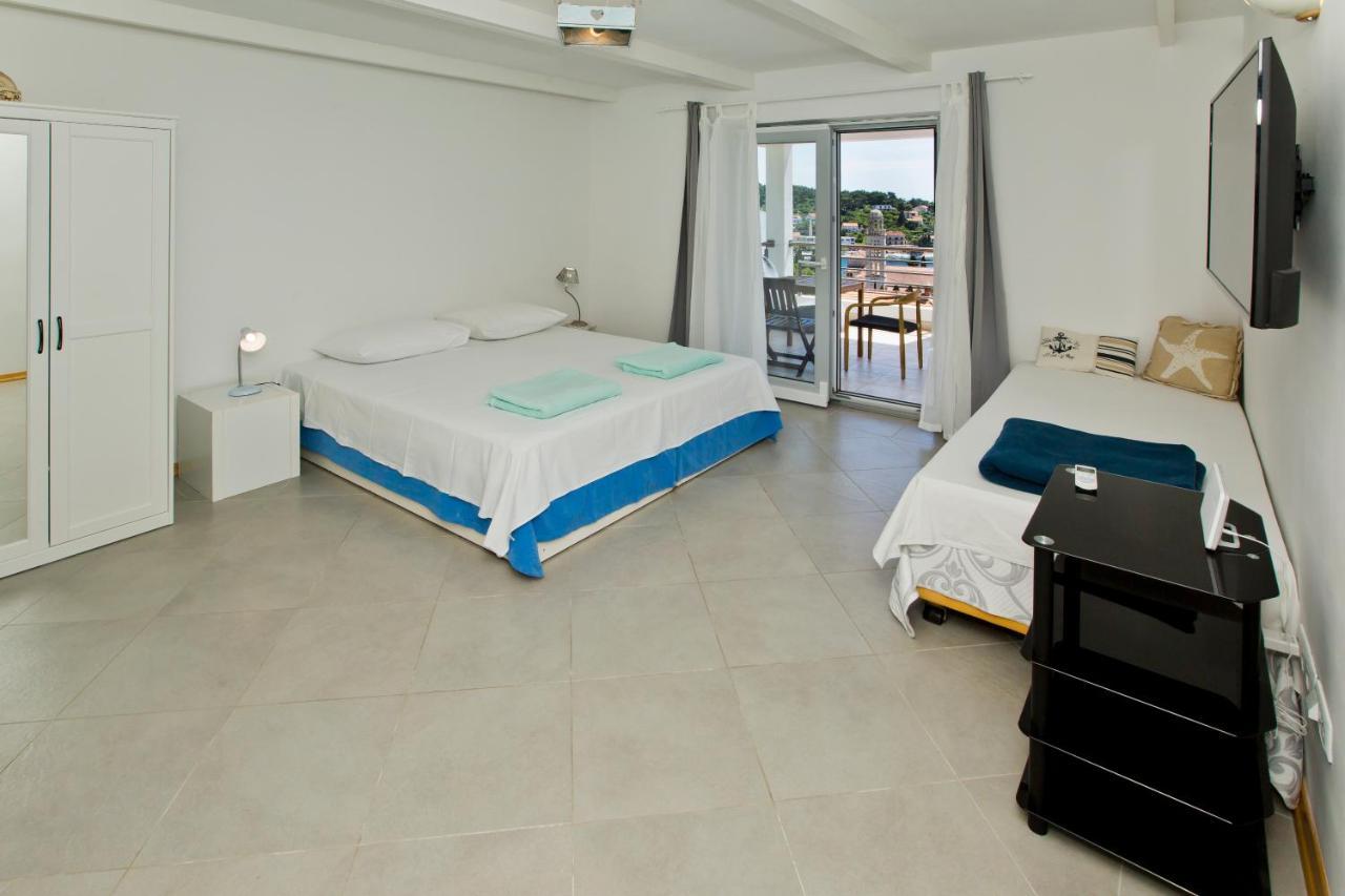 Rino Appartement Hvar Town Buitenkant foto